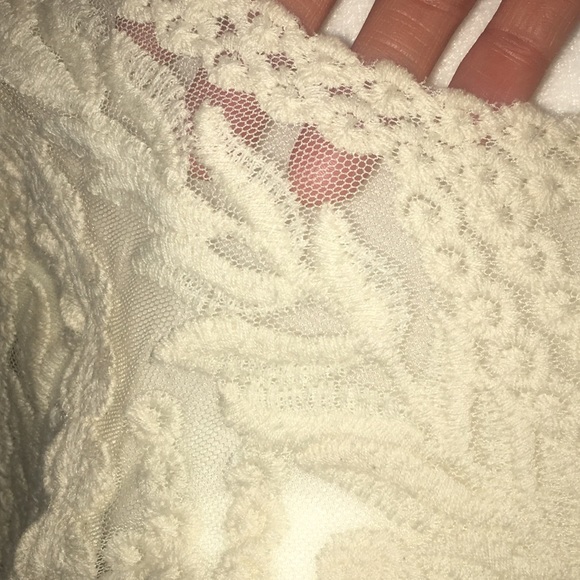 Express Cream Ivory XS Sheer Lace Embroidered Top - Picture 5 of 8